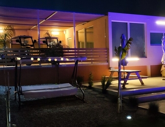 Exterior 2 Modular Bungalows With Heated Pool Artemis Greece