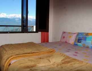 Bedroom 2 Goroomgo Snow View Guest House Kausani