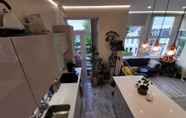 Lobby 4 Entire 1-bed Apartment in London Haringey ,