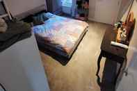 Bedroom Entire 1-bed Apartment in London Haringey ,