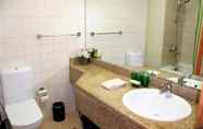 In-room Bathroom 3 Elegant Studio for rent in Discovery Gardens - GHA