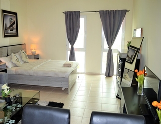 Bedroom 2 Elegant Studio for rent in Discovery Gardens - GHA