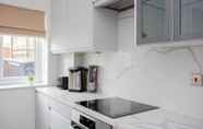 Bilik Tidur 6 Bright 1 Bedroom Apartment in West London