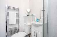 Toilet Kamar Beautiful 1-bed Apartment in London Lewisham