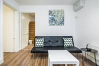 Common Space Charming 1-bed Basement Apartment in Lewisham