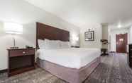 ห้องนอน 5 Cobblestone Inn & Suites-Fremont