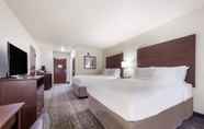 Phòng ngủ 4 Cobblestone Inn & Suites-Fremont