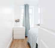 Kamar Tidur 5 Charming 3-bed Apartment in Romford