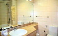 In-room Bathroom 7 MCLN - Spacious Furnished Studio