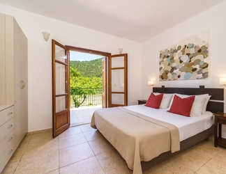 Bedroom 2 Elia Beach Villa in Ithaki