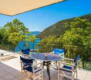 Ruang Umum 4 Elia Beach Villa in Ithaki