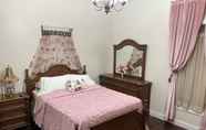 Kamar Tidur 3 Holland Farmhouse Inn B & B