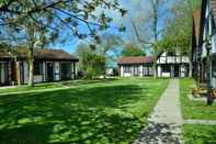 Exterior Tudor Cottage, Hayle - a Family & Pooch Favourite