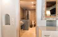 In-room Bathroom 6 Gavrion s Nest - Perfect for Families - Couples