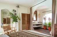 Bilik Tidur Stunning 4BR Villa With Rice Field View in Umalas