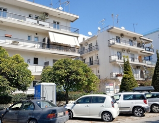 Exterior 2 Glyfada Breeze Apartments