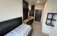 Kamar Tidur 4 Yebs Hotel