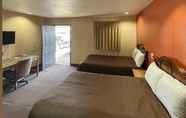 Kamar Tidur 3 Red River Inn