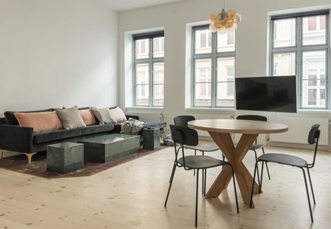 Others New Designer Apt Round Tower Heart of CPH