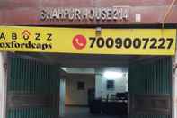 Bên ngoài Abuzz Oxfordcaps Shahpur Jat - Campus Accommodation