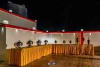 Restaurant IKON Residency Near Fortis Escorts Hospital