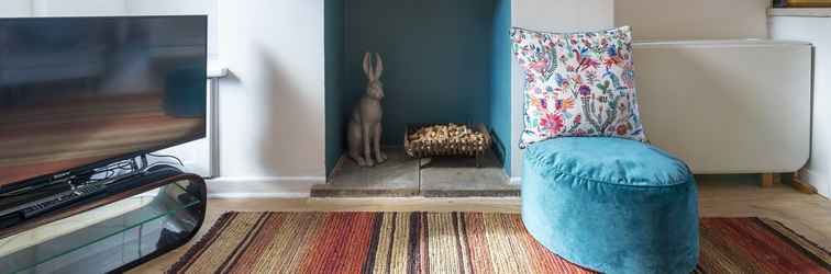 Lobi Hare Cottage