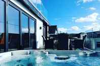 Swimming Pool Captivating 5-bed House in Porthleven