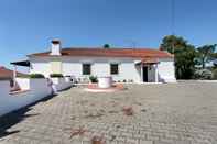 Exterior Farm on the Beach sea View 2 Steps From Lisbon