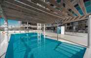 Swimming Pool 2 HiGuests - Burj Al Nahda