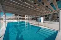 Swimming Pool HiGuests - Burj Al Nahda