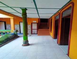 Lobby 2 HOTEL WIDODO 1 TUSTIYANI PARANGTRITIS