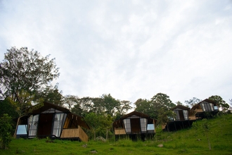 Bangunan 4 Lodge Laguna Guaitipán Ancestral