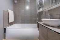 Toilet Kamar Lovegrove Contractor Stay With Free Wi-fi in Slough