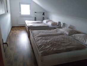 Bilik Tidur 4 Holiday Home Gračec