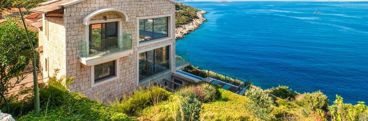 Exterior Lighthouse Loft Gunbatimi