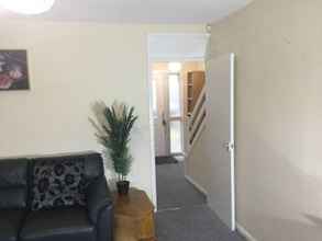 Lobby 4 Nice Residential Within Easy Reach To Town