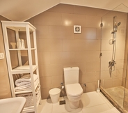 In-room Bathroom 3 Vesta - Superior Villa I - 2BR - Wadi Jebal