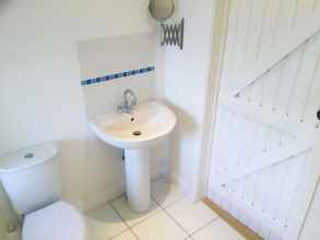 Toilet Kamar 4 Moss Lee Grange Bed Breakfast