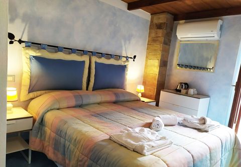 Others Double Room With Bathroom and Breakfast