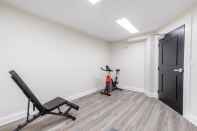 Fitness Center Rideau 2Br Signature Apartment Free Parking