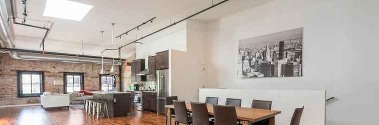 Lobi PRISTINE 3 BR Million-Dollar Loft