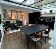 Common Space 2 Design Led 1 bed in Cosmopolitan Queens Park