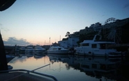 Nearby View and Attractions 6 Bed on a Boat Holiday in the Heart of Torquay