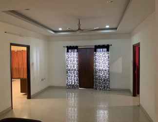 Lobby 2 Hotel KP Suites