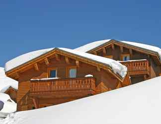 Exterior 2 Madame Vacances Les Chalets des Praz