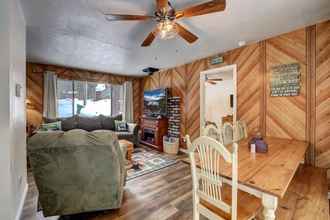 Lobi 4 Whispering Pines Cabin