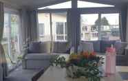 Common Space 2 3bed Holiday Home in Clacton-on-sea, Sleeps 8