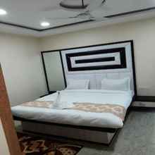 Kamar Tidur 4 Goroomgo Vaishnavi Heights  Aurangabad