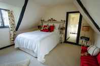 Bedroom Breathtaking Elizabethan Manor House