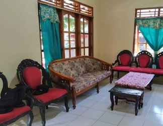 Sảnh chờ 2 HOMESTAY BINTARAN SYARIAH